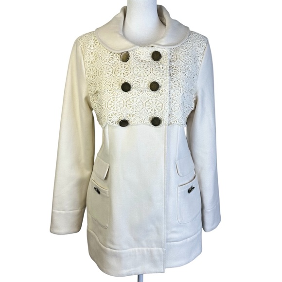 Gentle Fawn Jackets & Blazers - Gentle Fawn Cream Lace-Detail Pea Coat Size S
